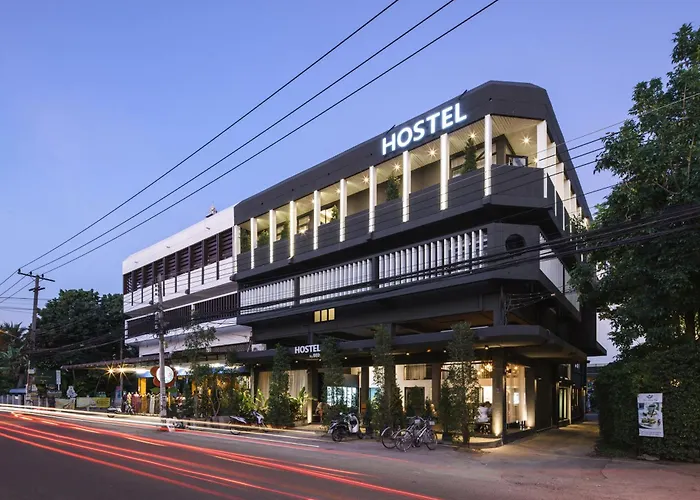 The Common Hostel (Adults Only)